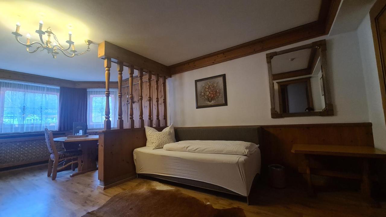 Hotel Tyrolis Zirl Luaran gambar