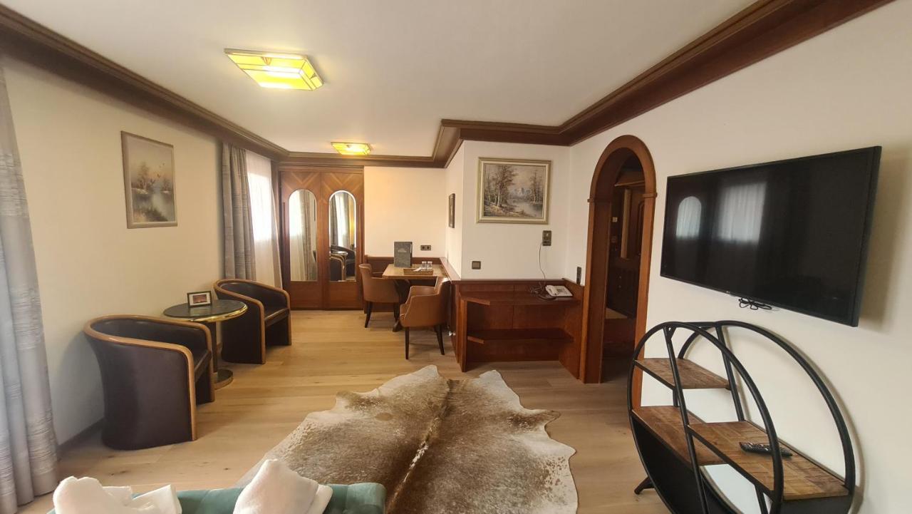 Hotel Tyrolis Zirl Luaran gambar