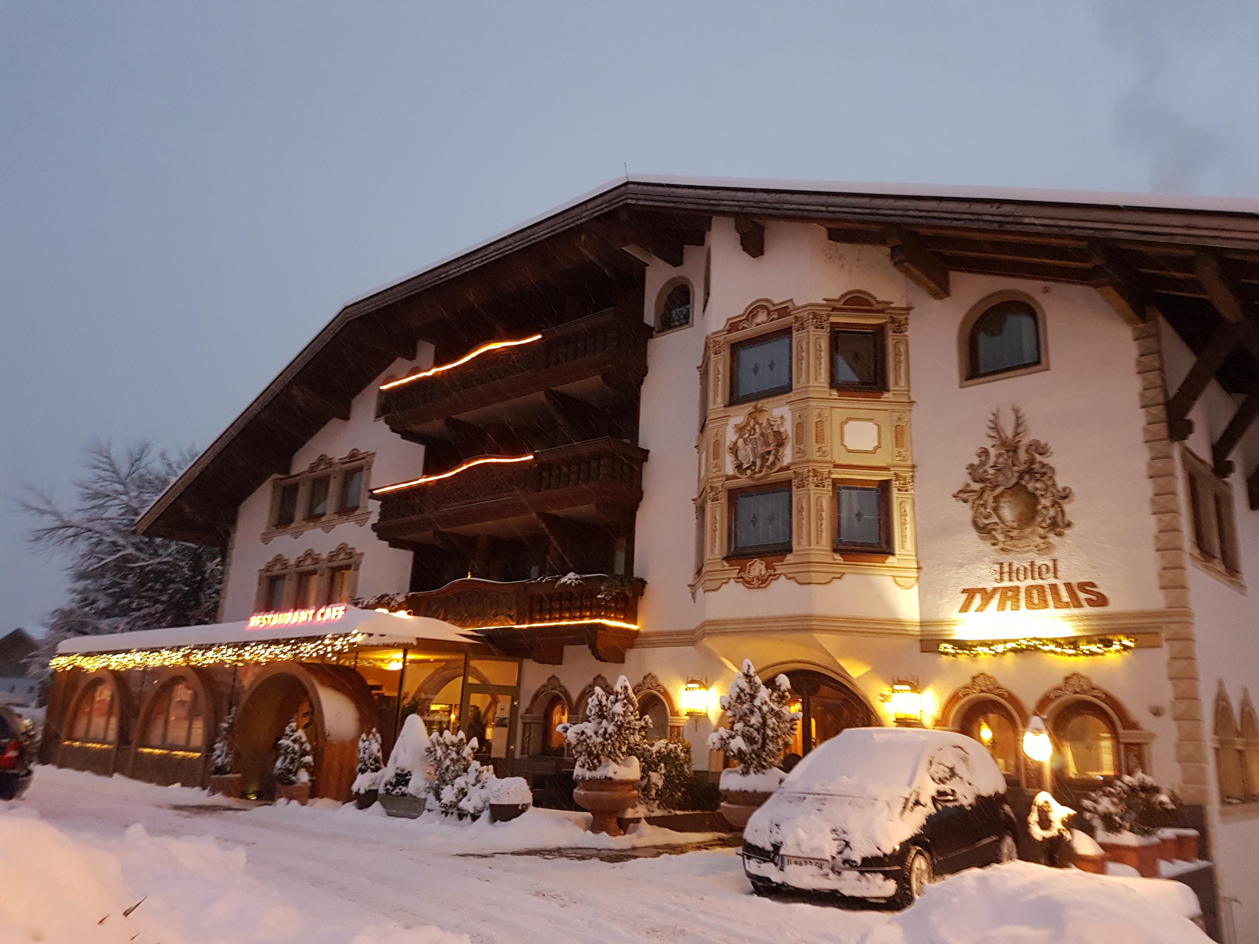 Hotel Tyrolis Zirl Luaran gambar